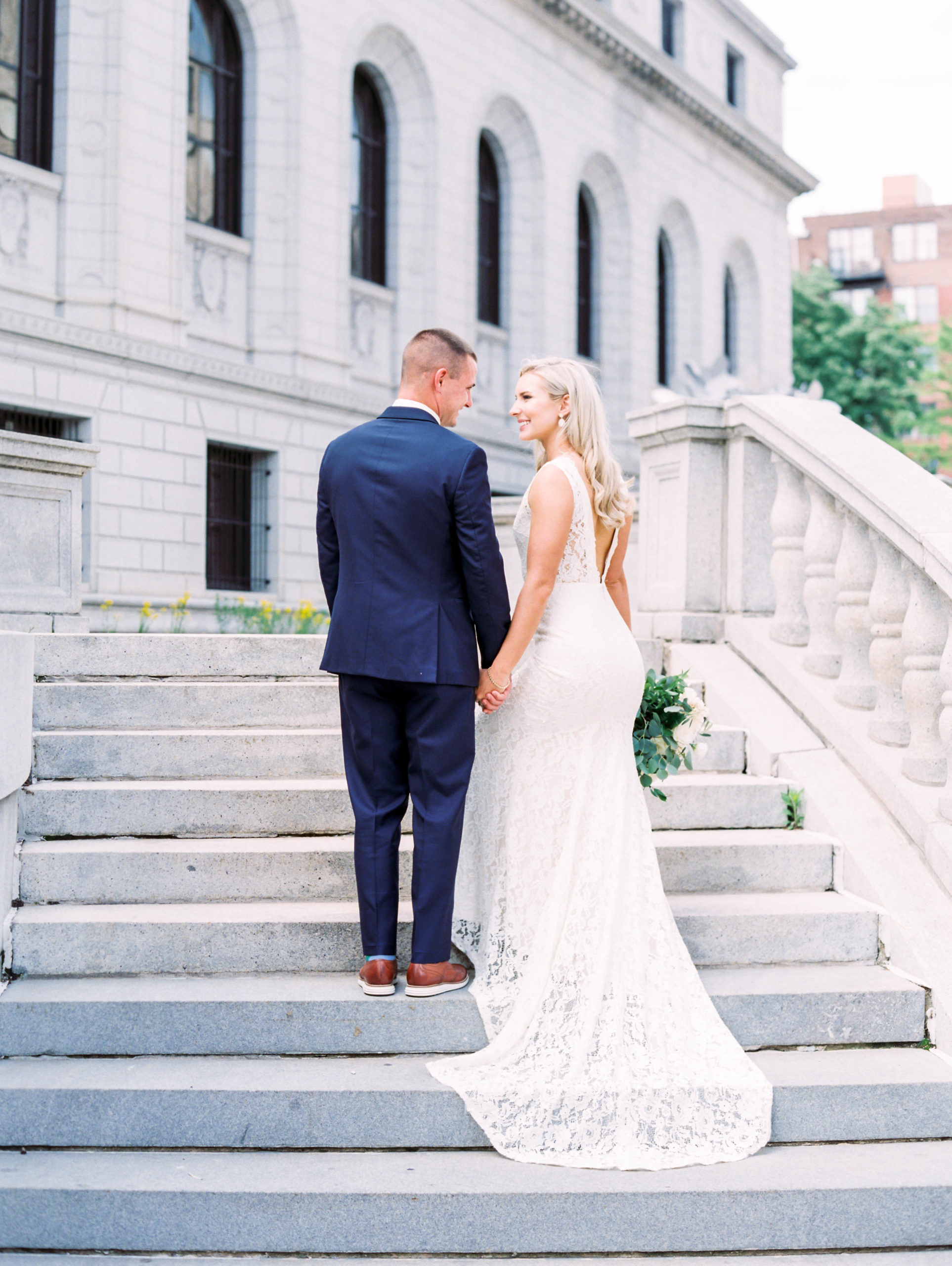 wedding photos at the St Louis Central Library