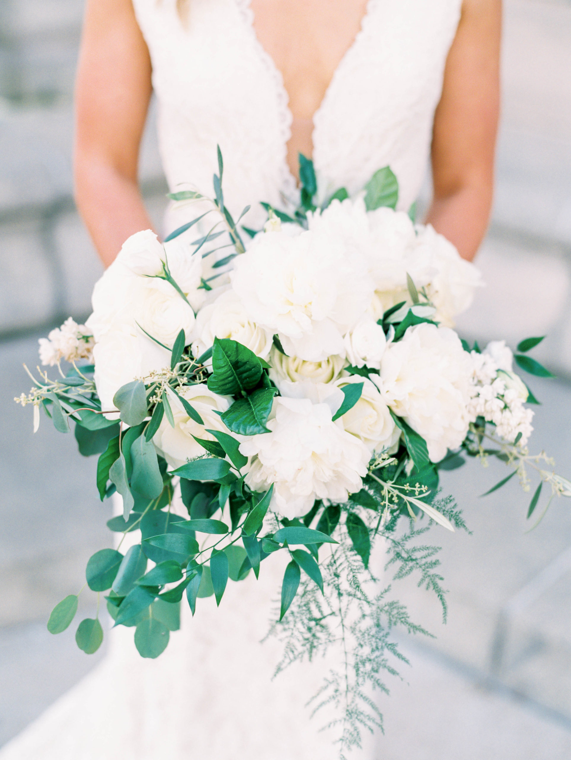 Roses and Mint St Louis wedding florist