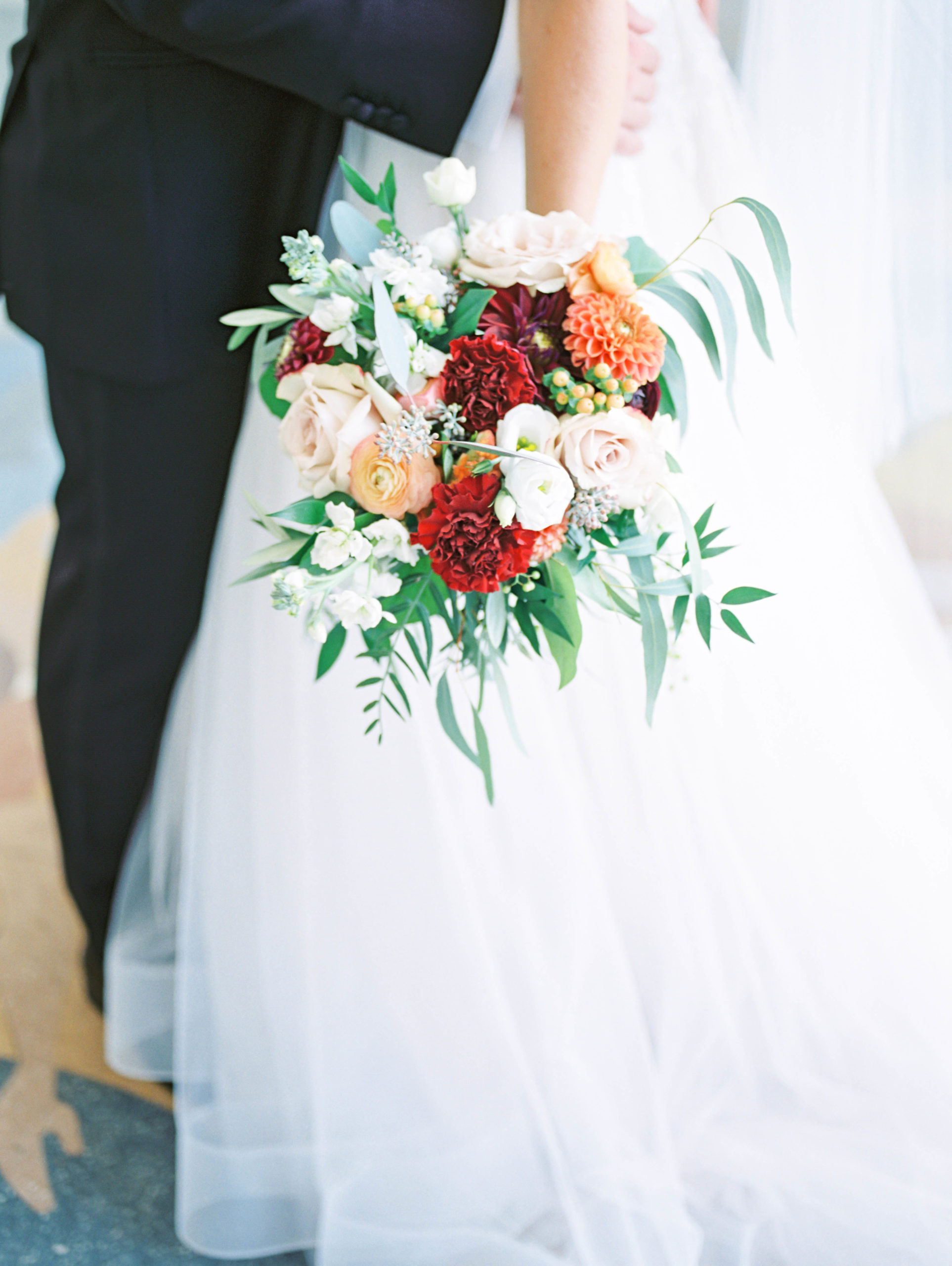 St Louis fine art wedding at Wild Carrot and Forest Park