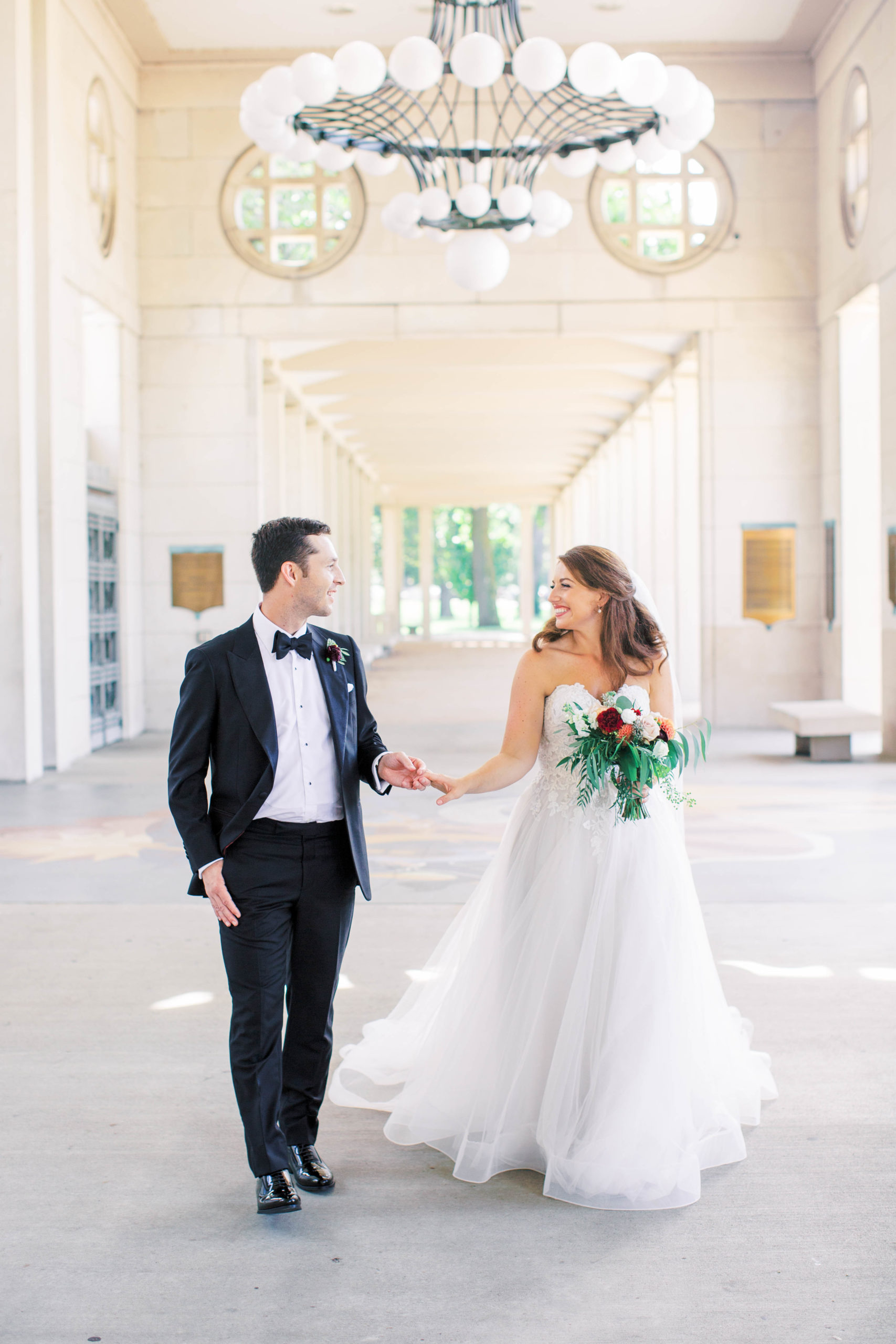 St Louis wedding photos in Forest Park at the Muny