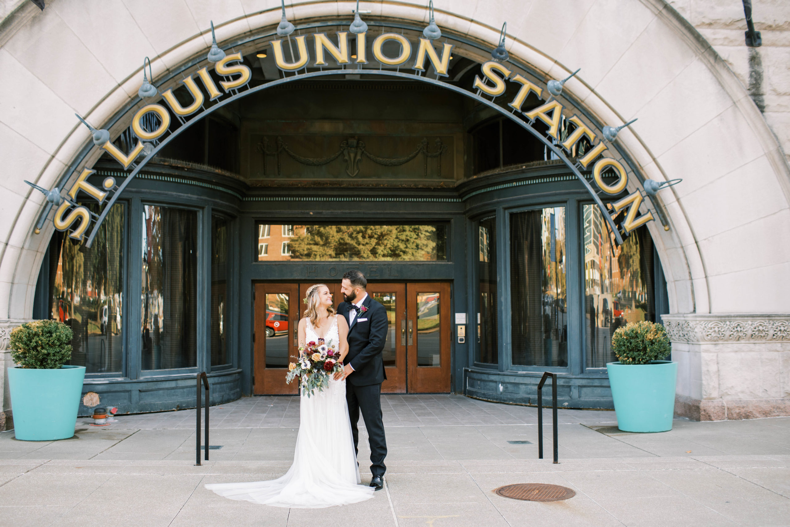 St Louis Union Station Fall Wedding
