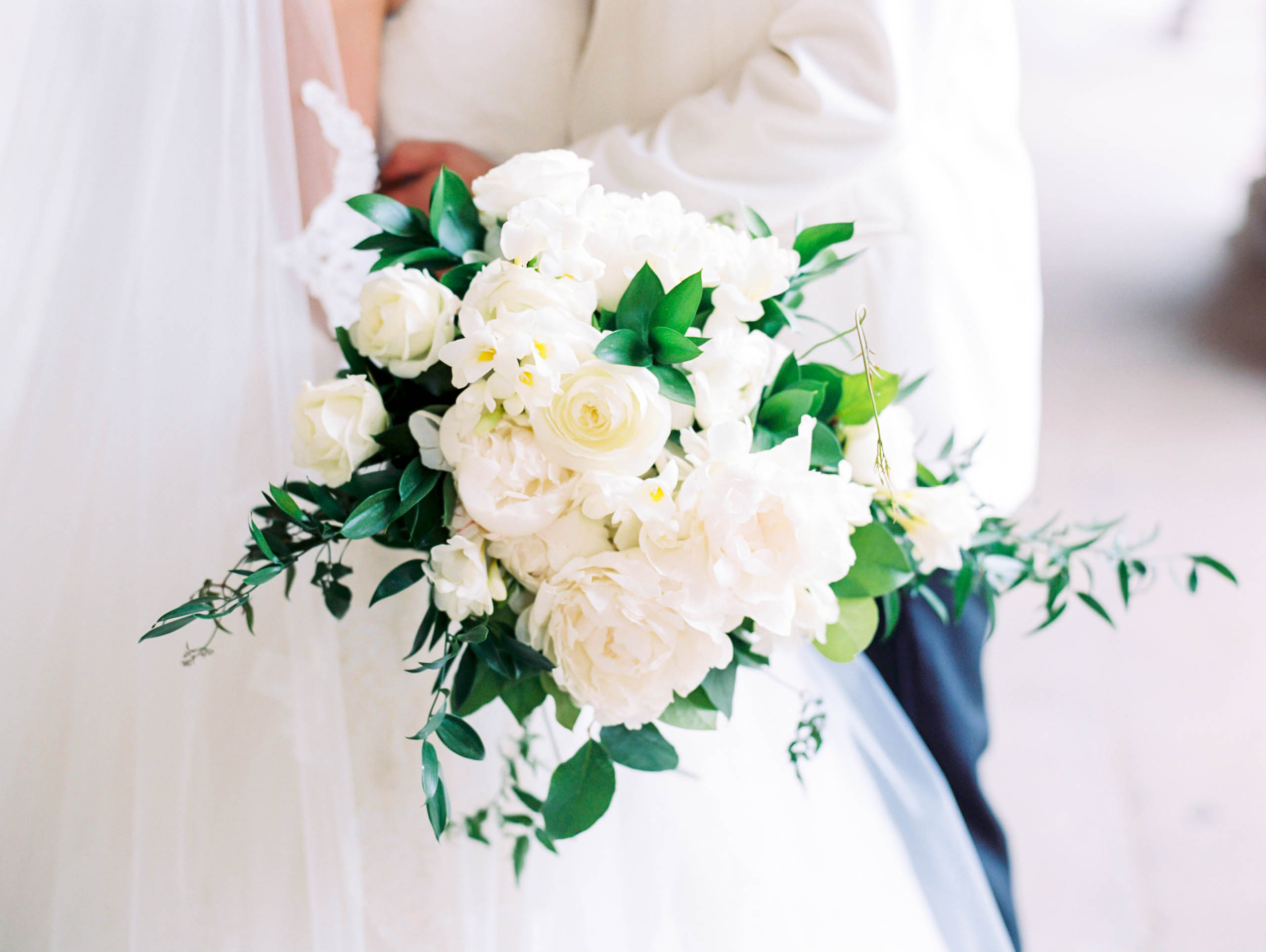 St Louis Fairytale Wedding at The Coronado | Olivia & Andrew - Laura ...