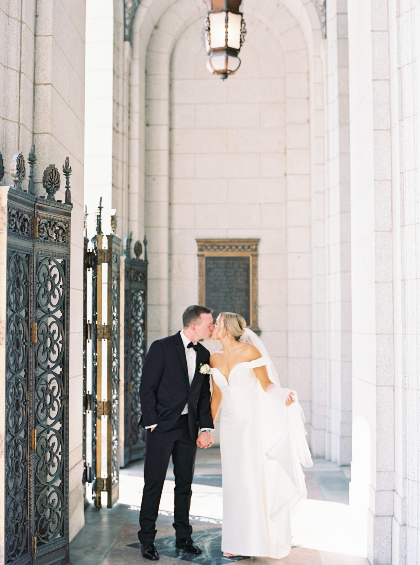St Louis Central Library Wedding Day photos